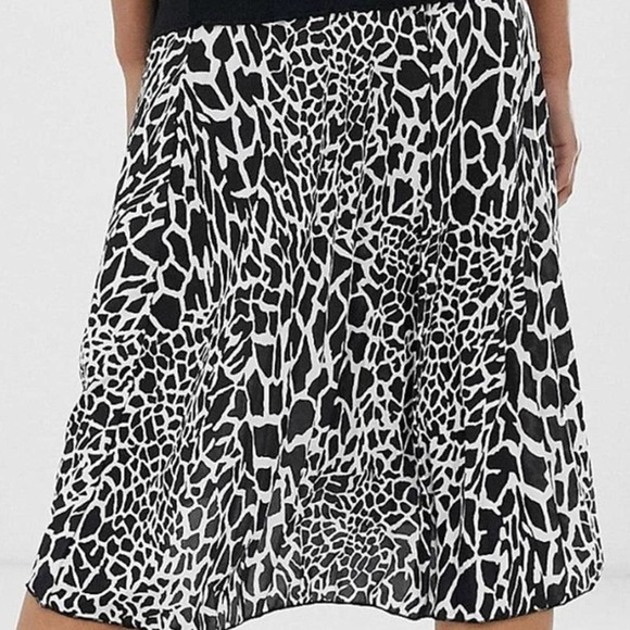 ASOS MATERNITY Under the bump pleated midi skirt Animal Print Siz… - Picture 5 of 14